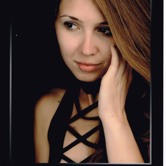 Meet your Posher, Rachael - Picture 1 of 1